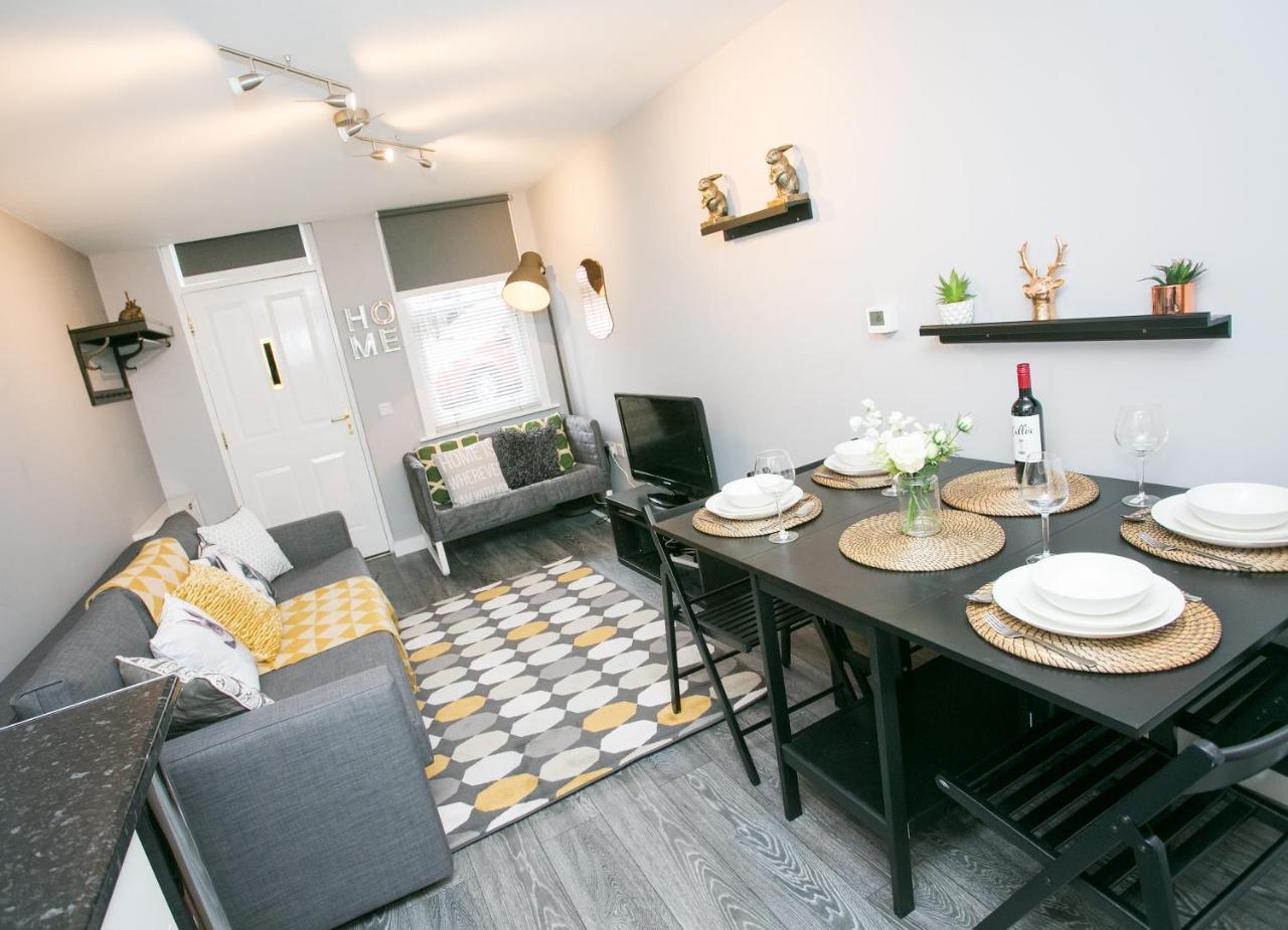 Malone Place Apartment ベルファスト エクステリア 写真